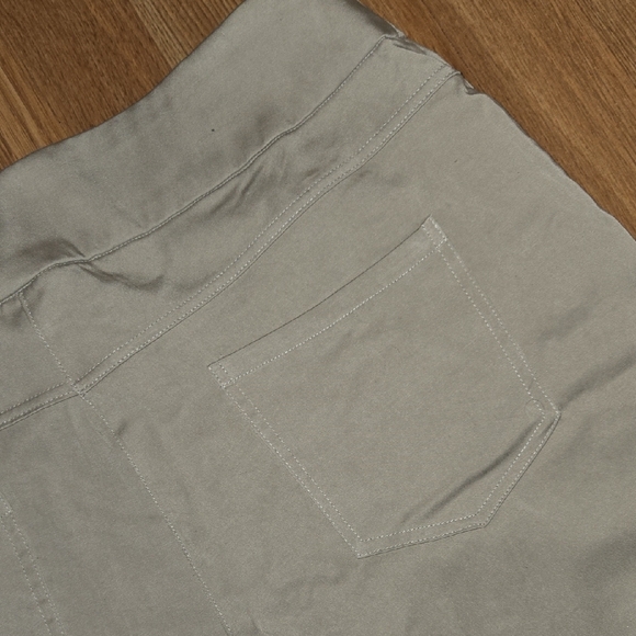 Ruby Rd. Beige Trousers - Picture 6 of 11